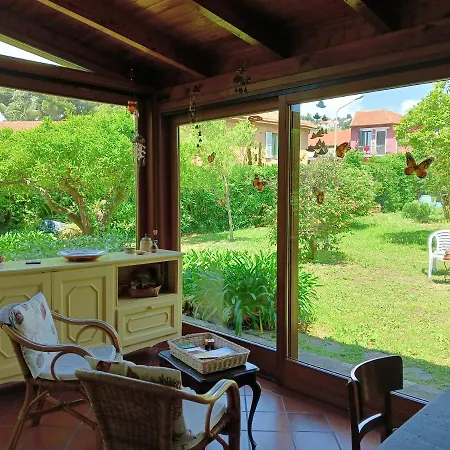 Quarto em Acomodações Particulares Con Giardino A Due Passi Dal Mare