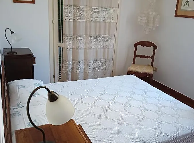 Privatunterkunft Con Giardino A Due Passi Dal Mare